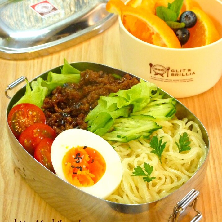 15分で作れる♪ 茄子たっぷり肉味噌ジャージャー麺